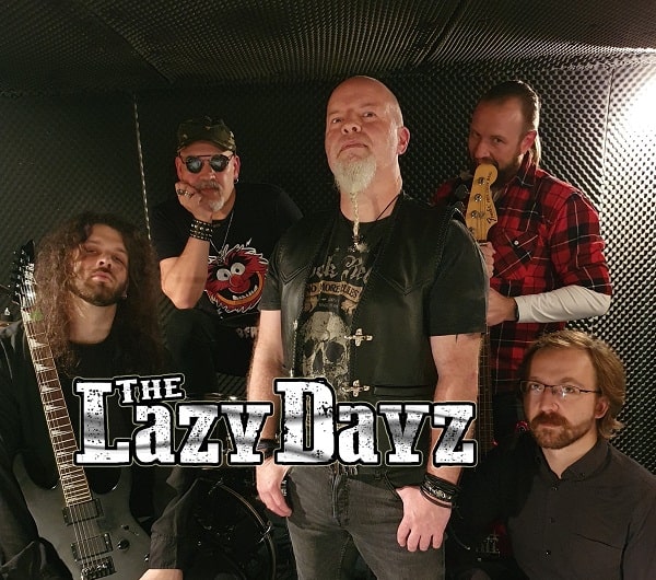	THE LAZY DAYZ	